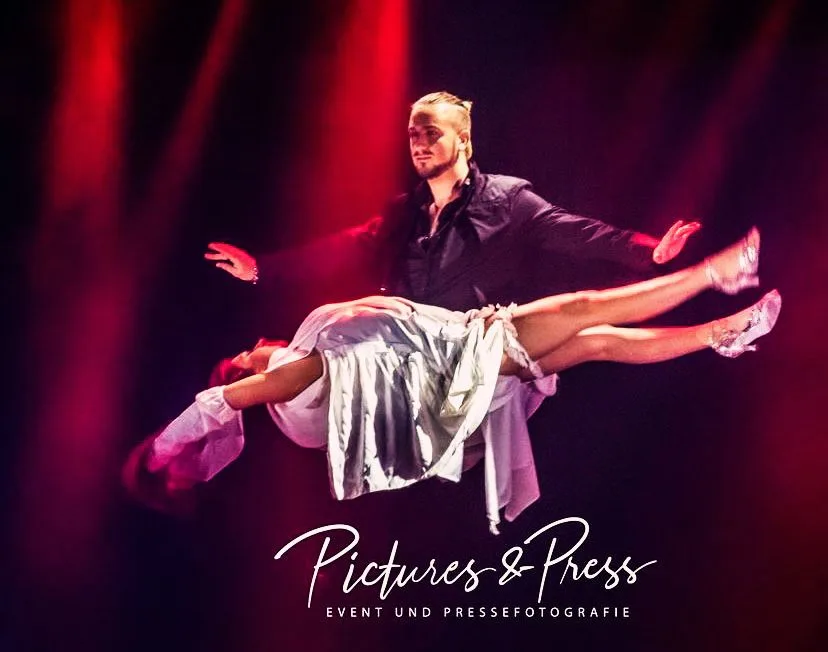 Stage Illusion Show